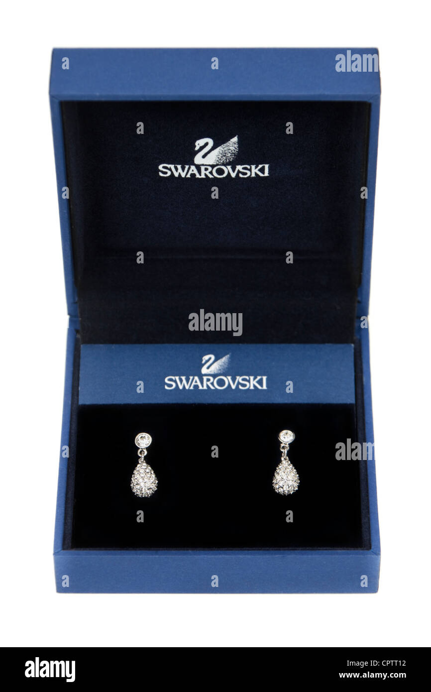 Il Cristallo Swarovski orecchini con scatola di presentazione Foto Stock