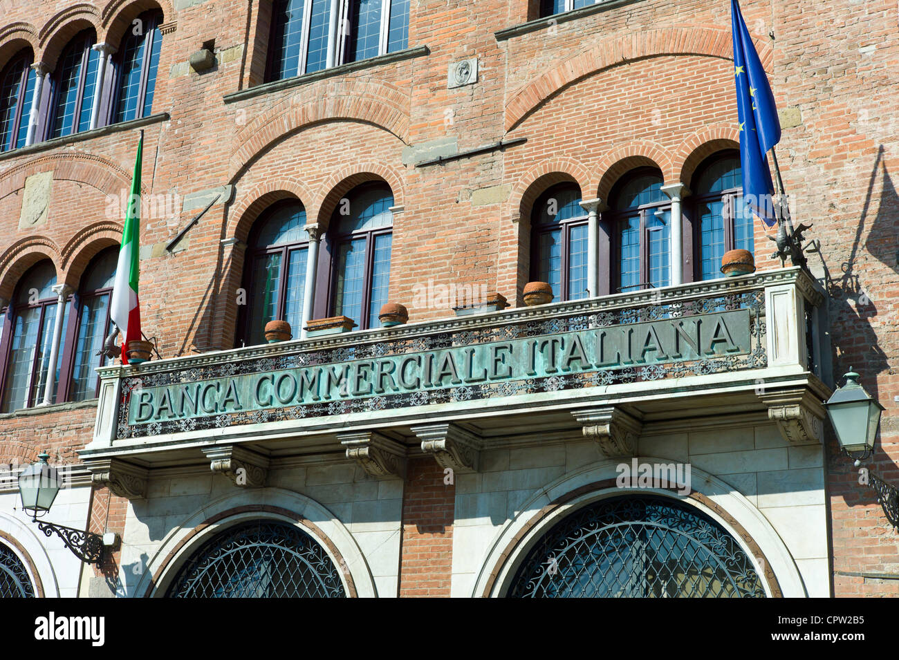 Banca Commerciale Italiana in Piazza San Michele, Lucca, Italia Foto Stock