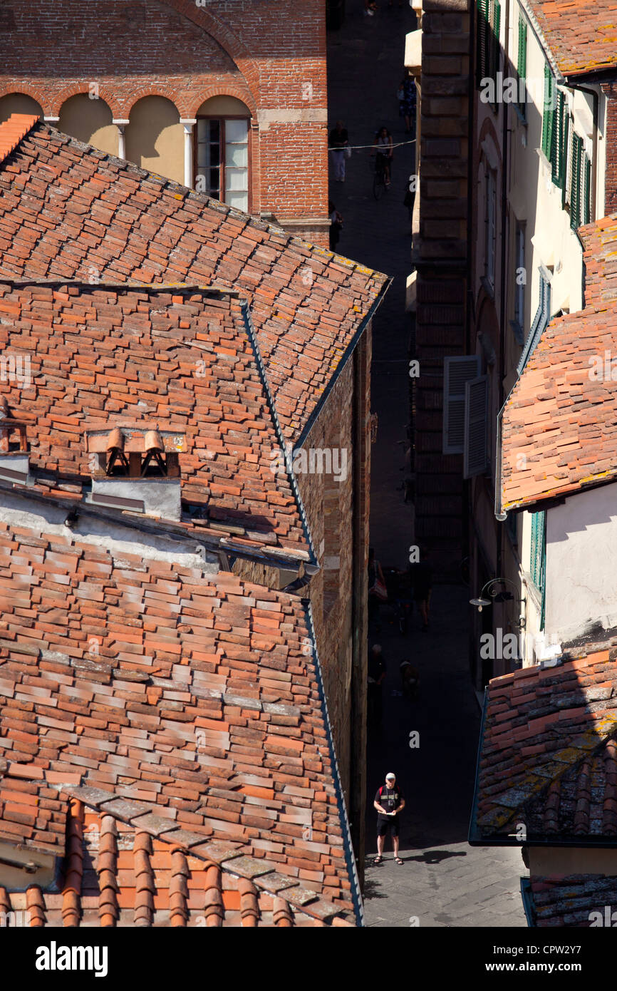 Tetti e architettura tradizionale a lucca, Italia Foto Stock