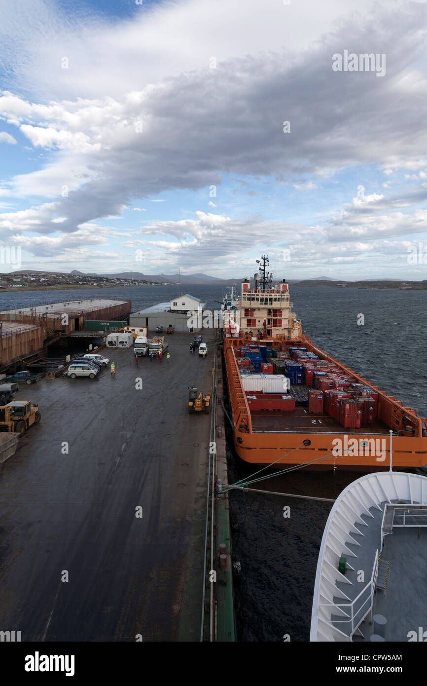 Expedition nave attraccata a Port Stanley nelle isole Falkland Foto Stock