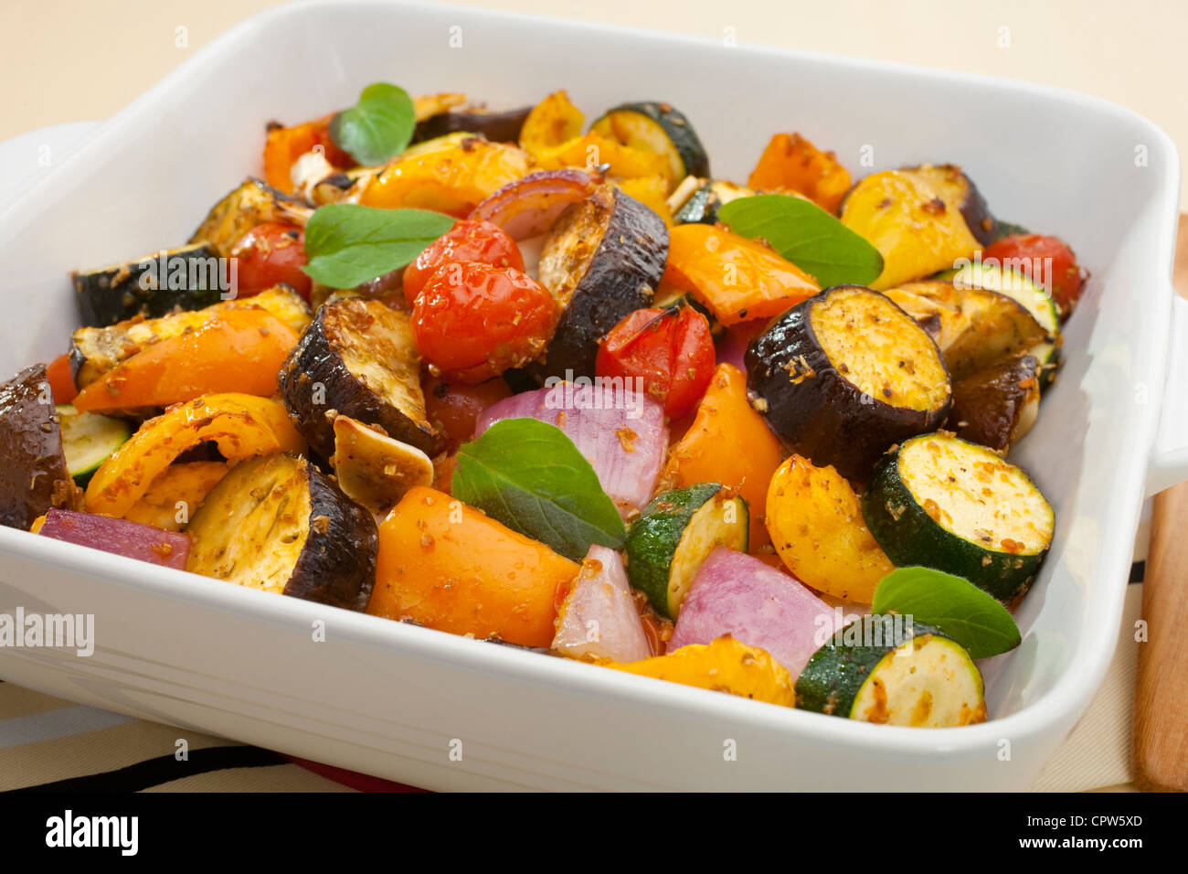 Ratatouille cotta al forno. Foto Stock