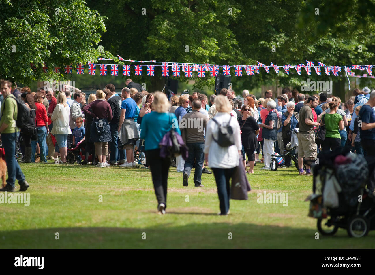Ham Common Diamond Giubileo fiera Bandiera europea bunting, London Borough of Richmond upon Thames, Regno Unito Foto Stock