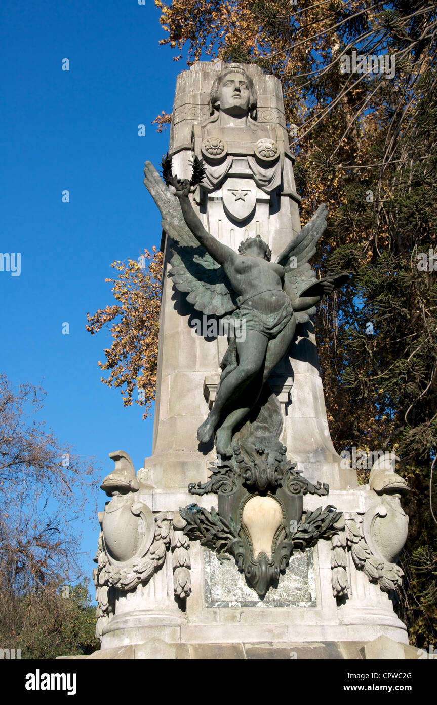 Monumento a scrittori del Parco Indipendenza Forestal Santiago del Cile Foto Stock