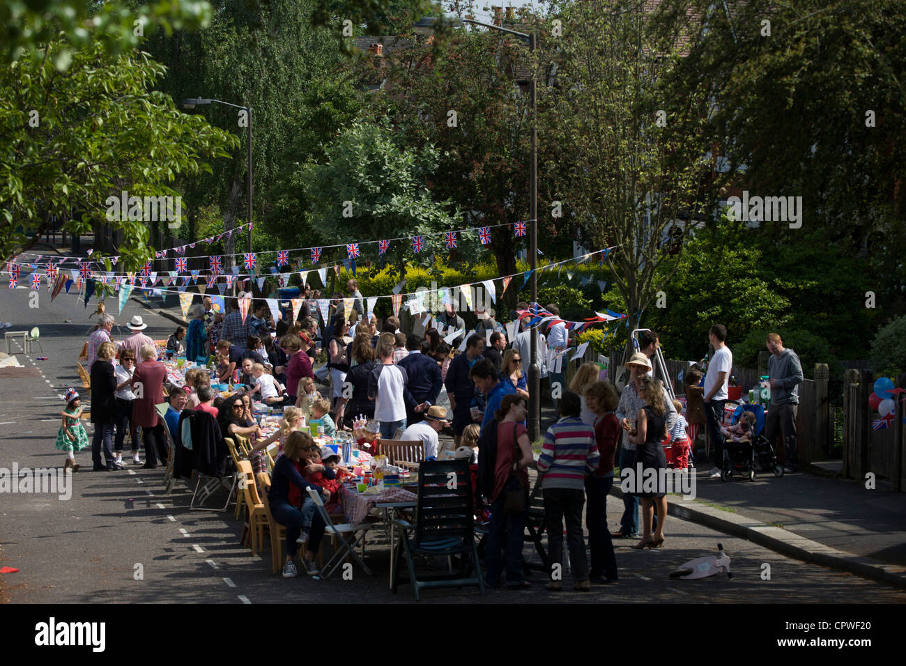 Comunità street party in Herne Hill, Londra del sud per celebrare il Giubileo di diamante della regina Elisabetta. Foto Stock