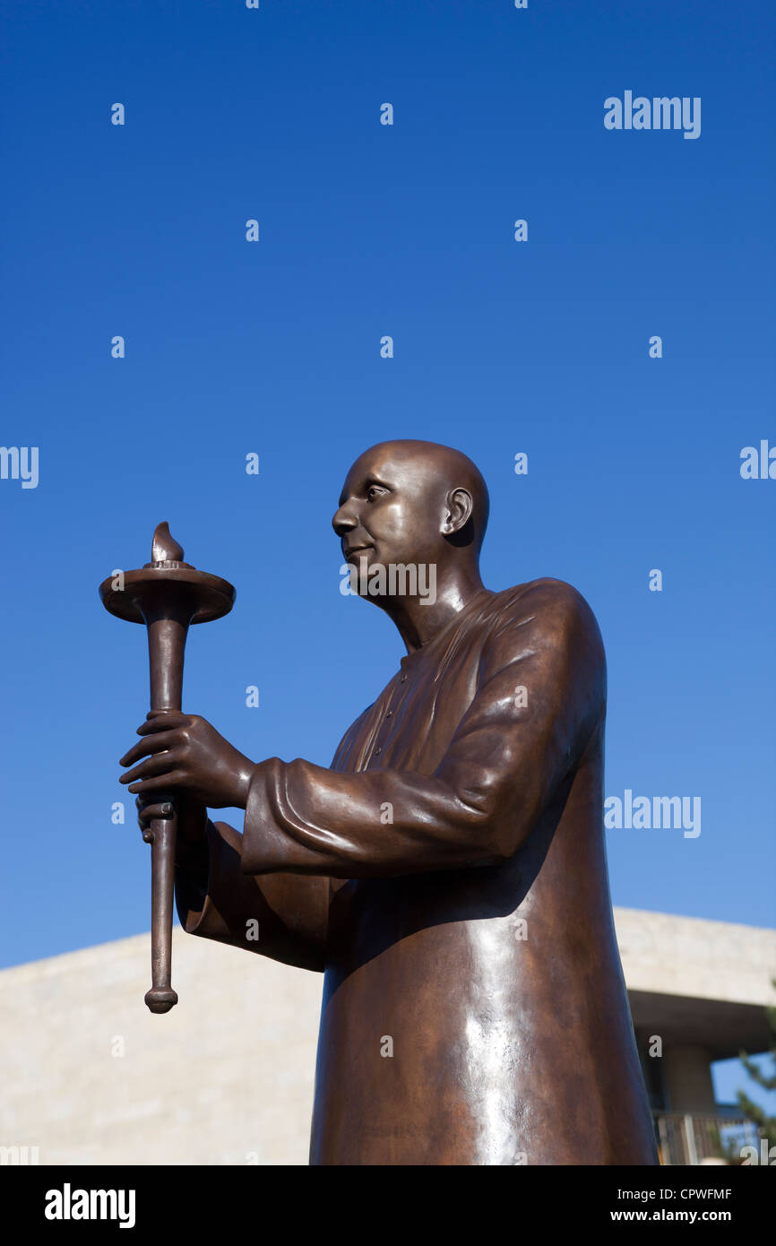 L armonia del mondo statua della Pace per la Baia di Cardiff Foto Stock