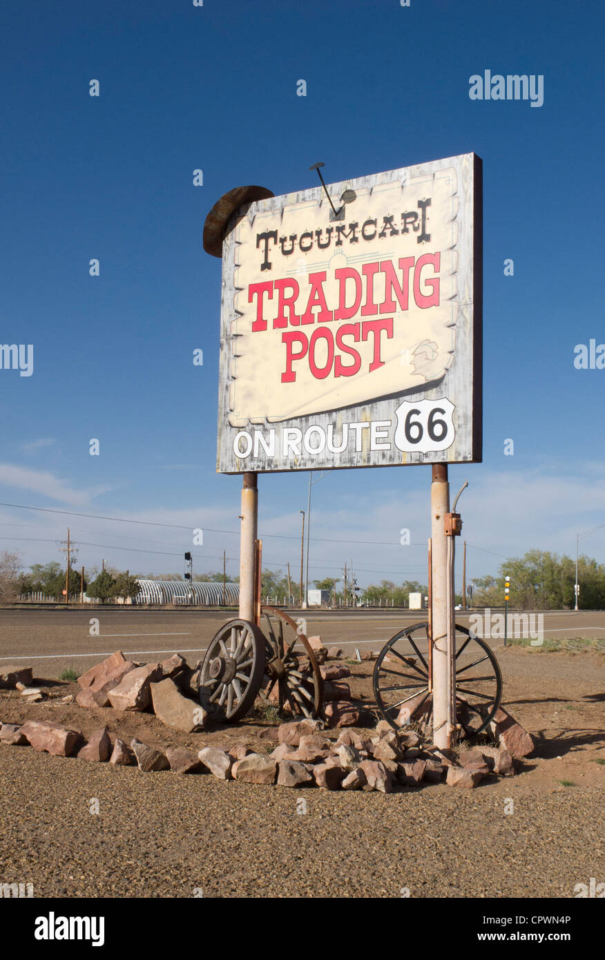 Tucumcari Trading Post segno sulla vecchia strada 66, Nuovo Messico. Foto Stock