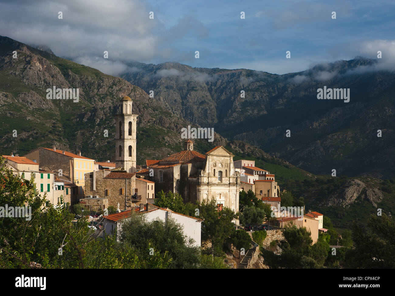Il villaggio di Montemaggiore sulla Route des artisans, la Balagne, Corsica, Francia Foto Stock