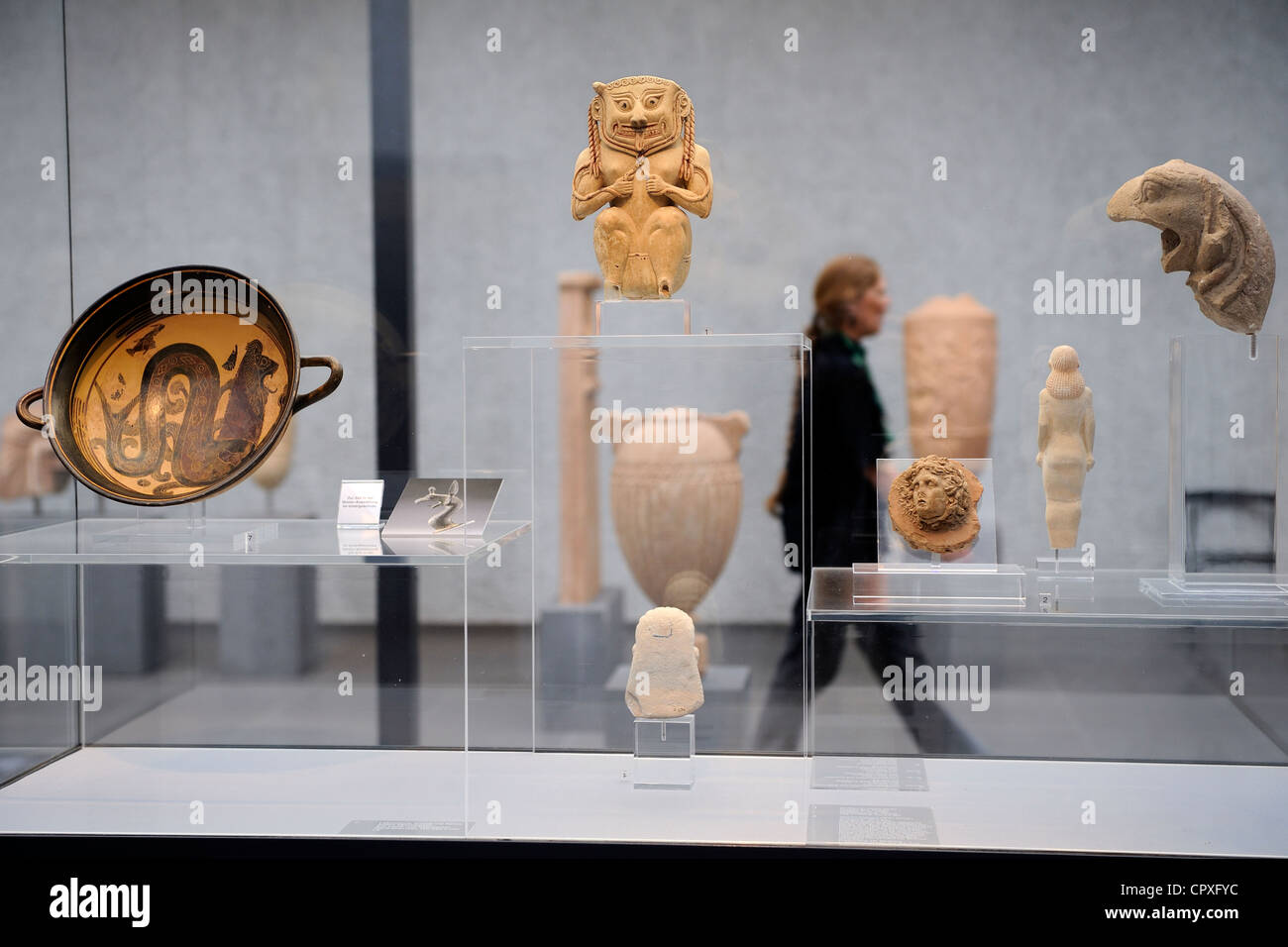 La Svizzera Basilea Museo delle antichità di Basilea e Collezione Ludwig (Antikenmuseum Basel und Sammlung Ludwig di pezzi di antiquariato orientale Foto Stock