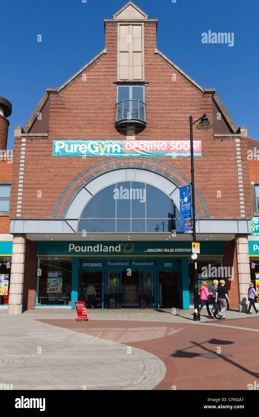 Il negozio Poundland in Walsall West Midlands Foto Stock