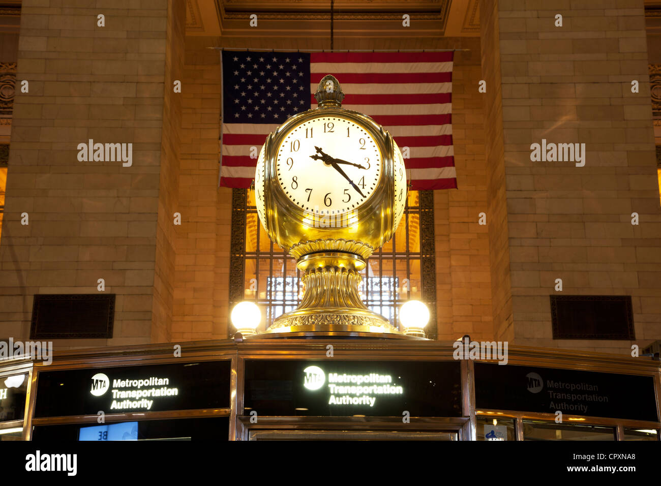 Il clock in Grand Central Terminal New York City Foto Stock