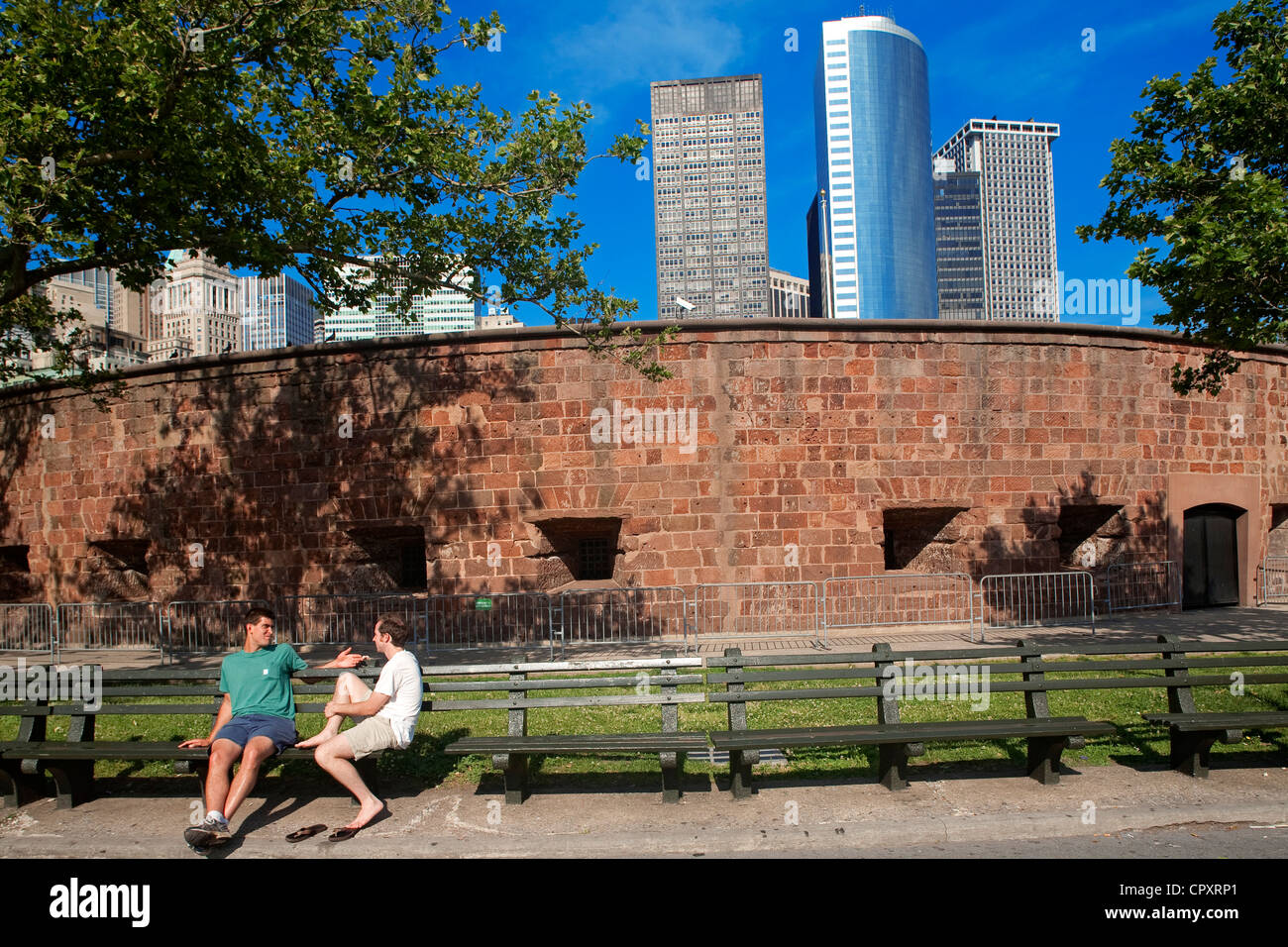 Stati Uniti, New York City, Battery Park, Castle Clinton costruito in arenaria nel 1811 e sin da ora su American National Monument Foto Stock