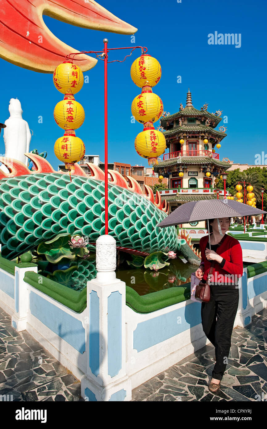 Taiwan, Kaohsiung, Lotus Pond, la tigre e il Dragone pagode Foto Stock