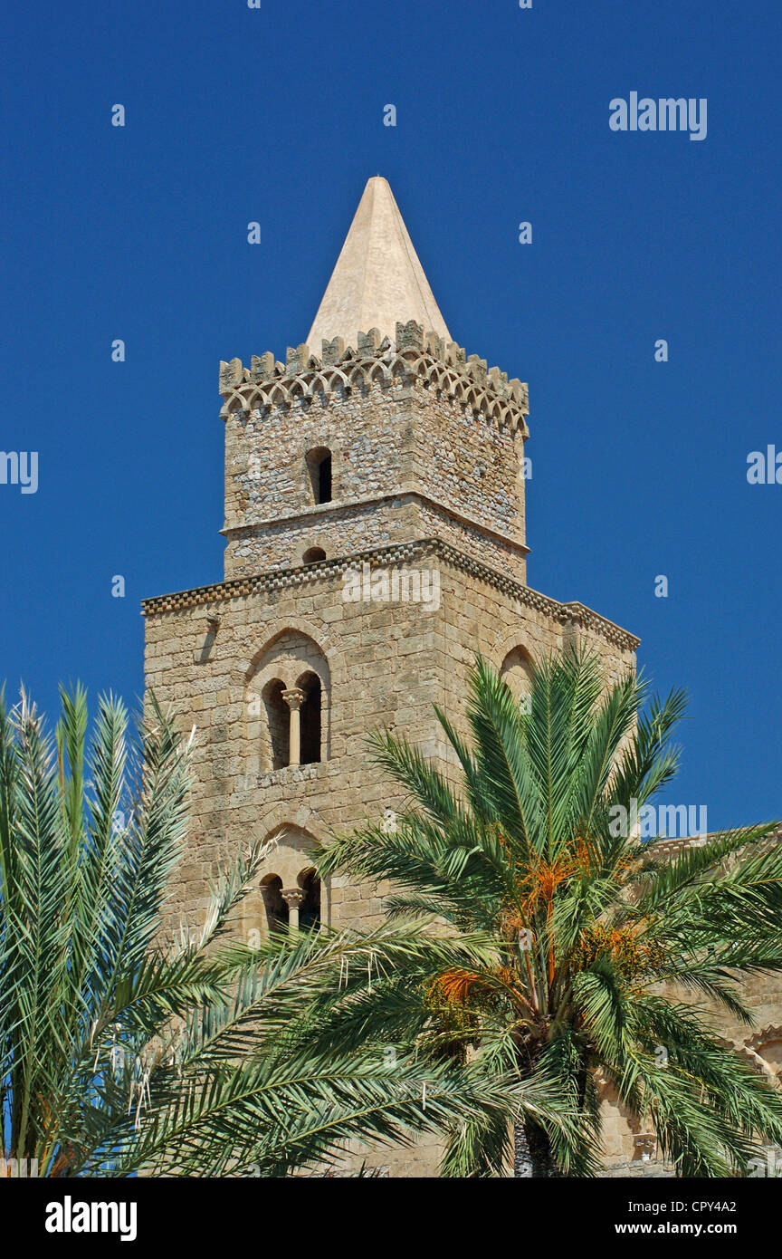 Sicilia, Italia, la cattedrale costruita dal francese Norman kings Foto Stock
