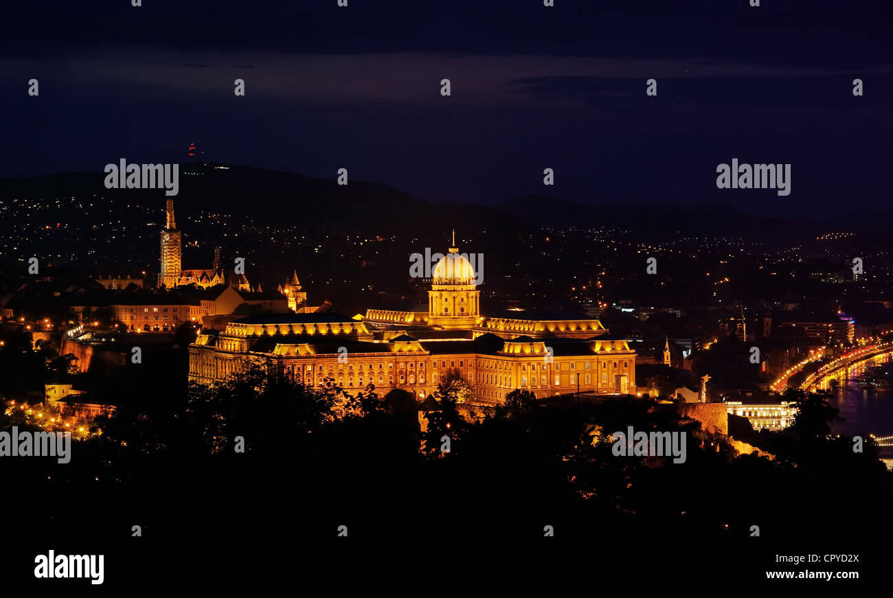 Royal Residence a Budapest, Vista notte Foto Stock