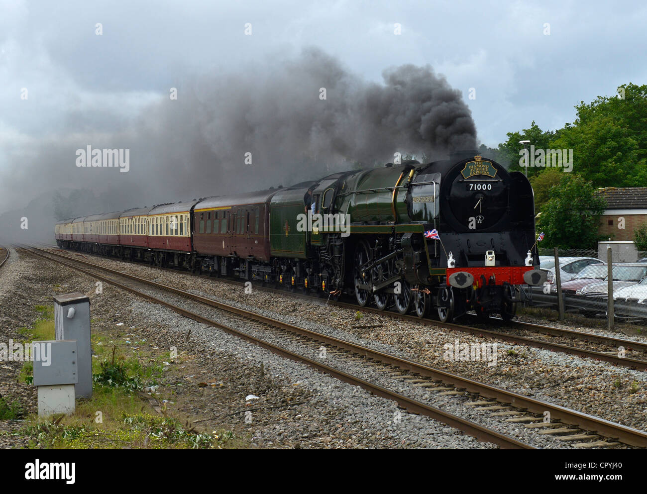 Il Giubileo di Diamante Express trainati dal duca di Gloucester locomotiva a vapore passando Twyford -1 Foto Stock