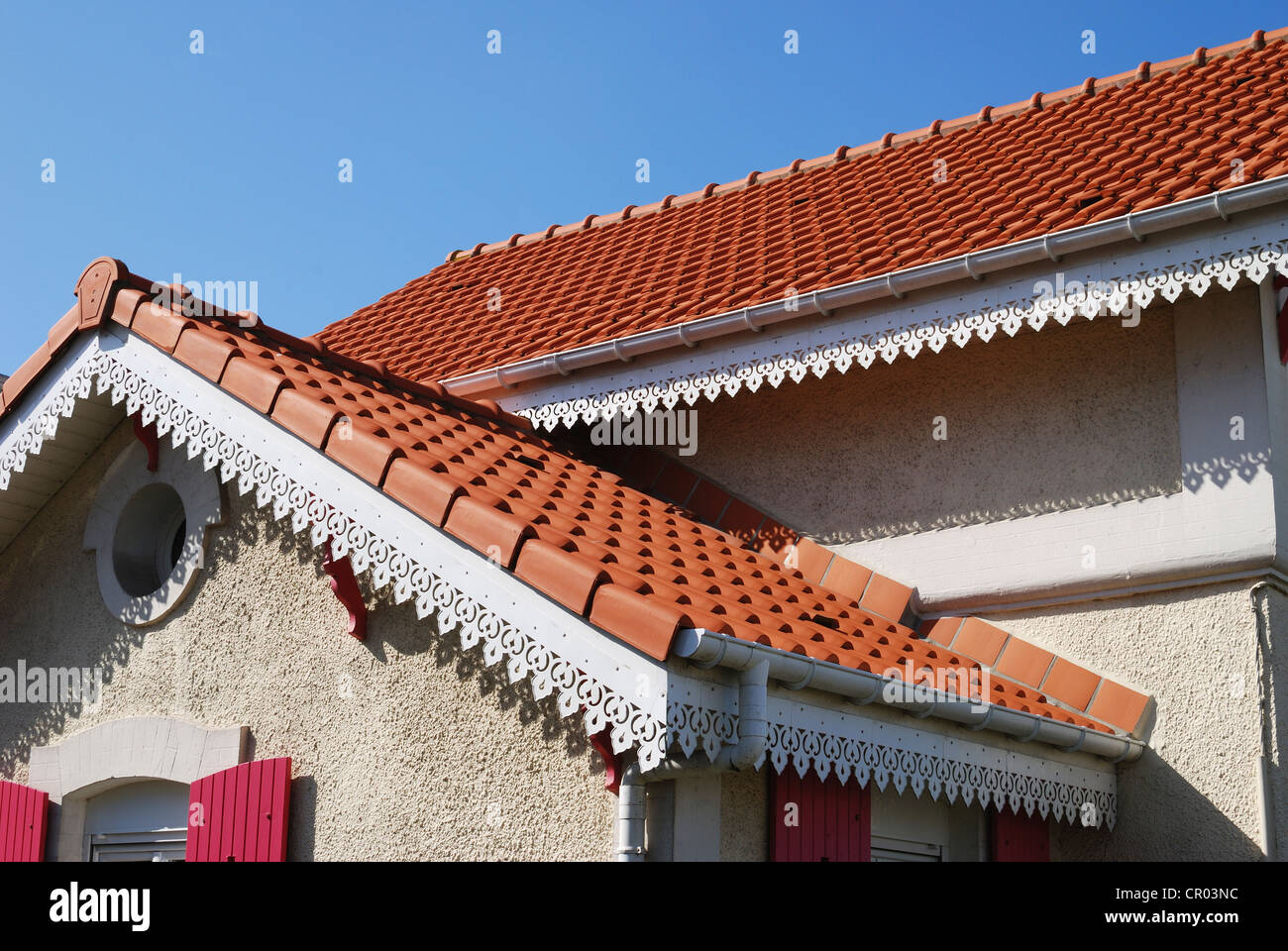 Dettaglio del tetto e grondaia sulla casa a Wimereux. Pas de Calais. Francia Foto Stock