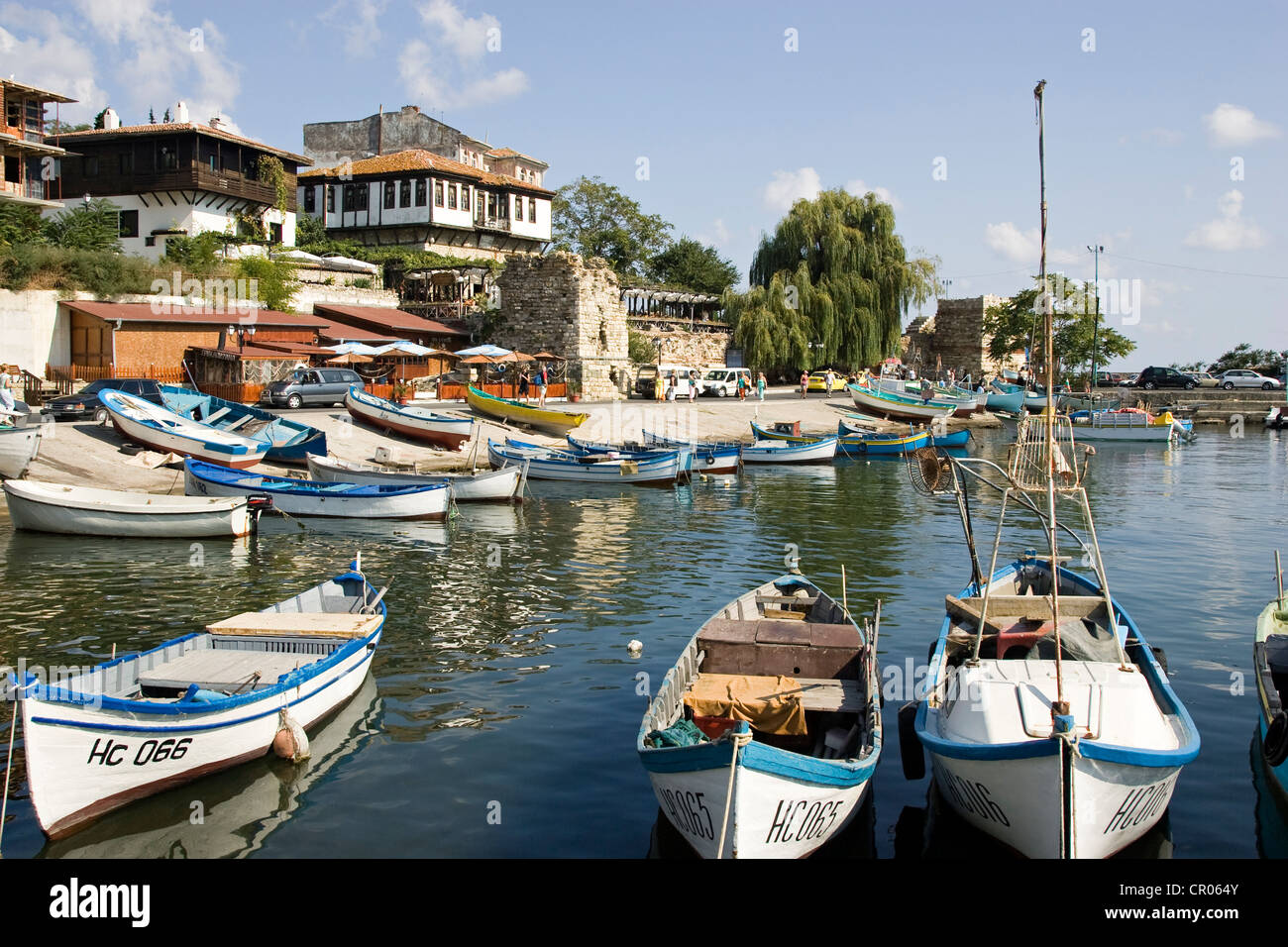 La Bulgaria, la regione del Mar Nero, Nessebar, classificato come patrimonio mondiale dall UNESCO, il porto Foto Stock
