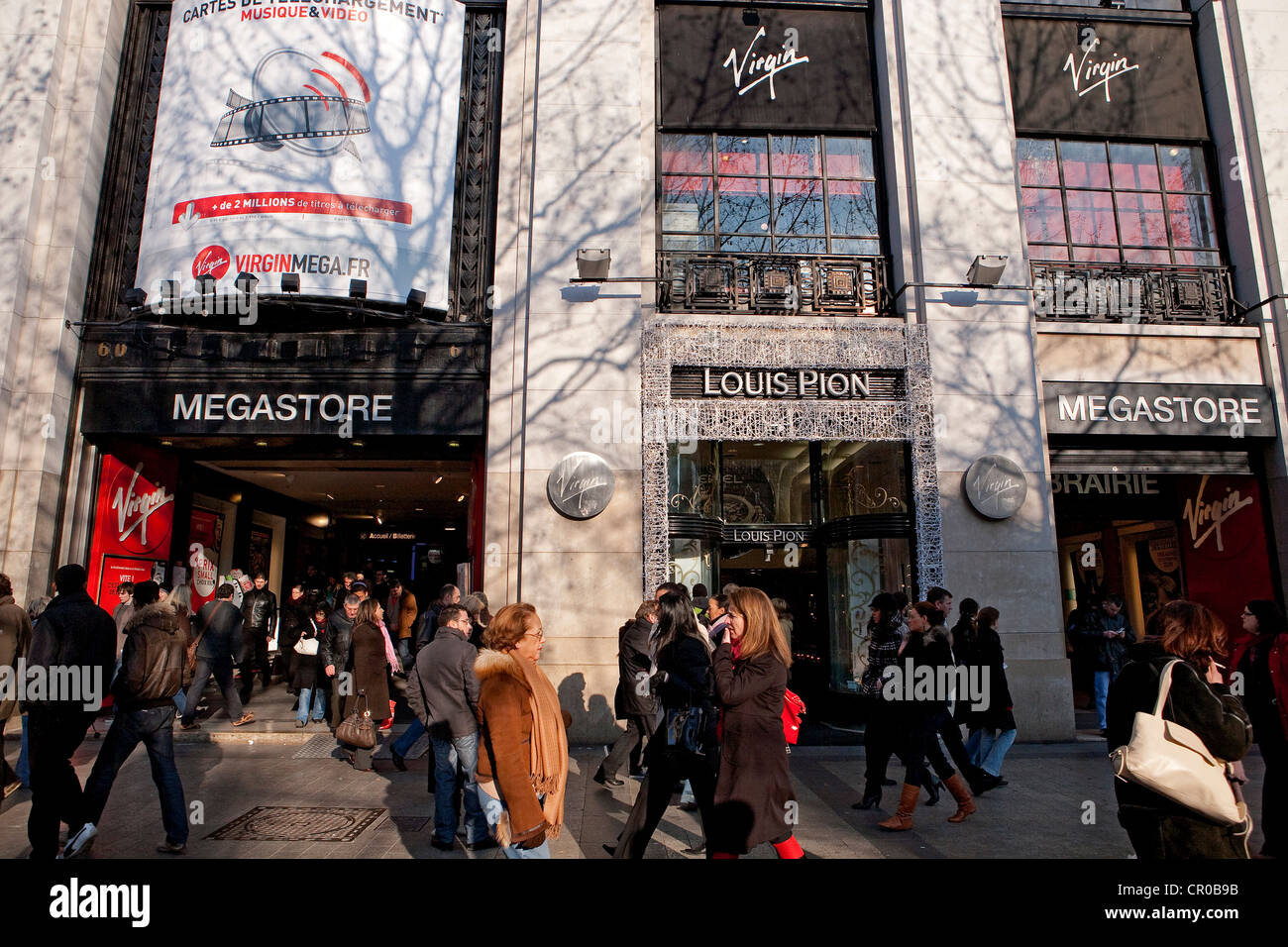 Francia, Parigi , Virgin Megastore su Avenue des Champs Elysees Foto Stock