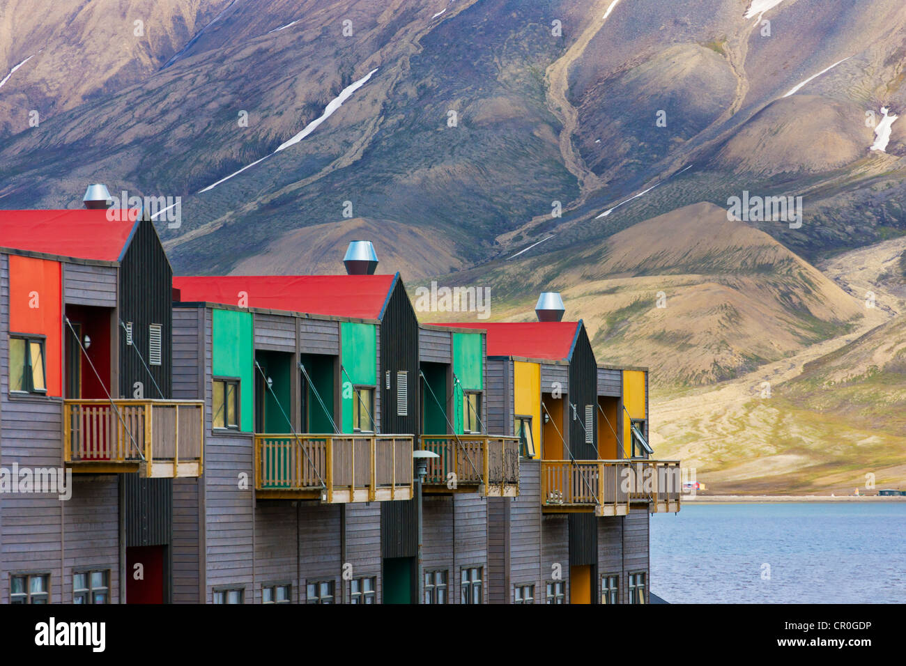 Case di montagna, Longyearbyen, Norvegia Foto Stock