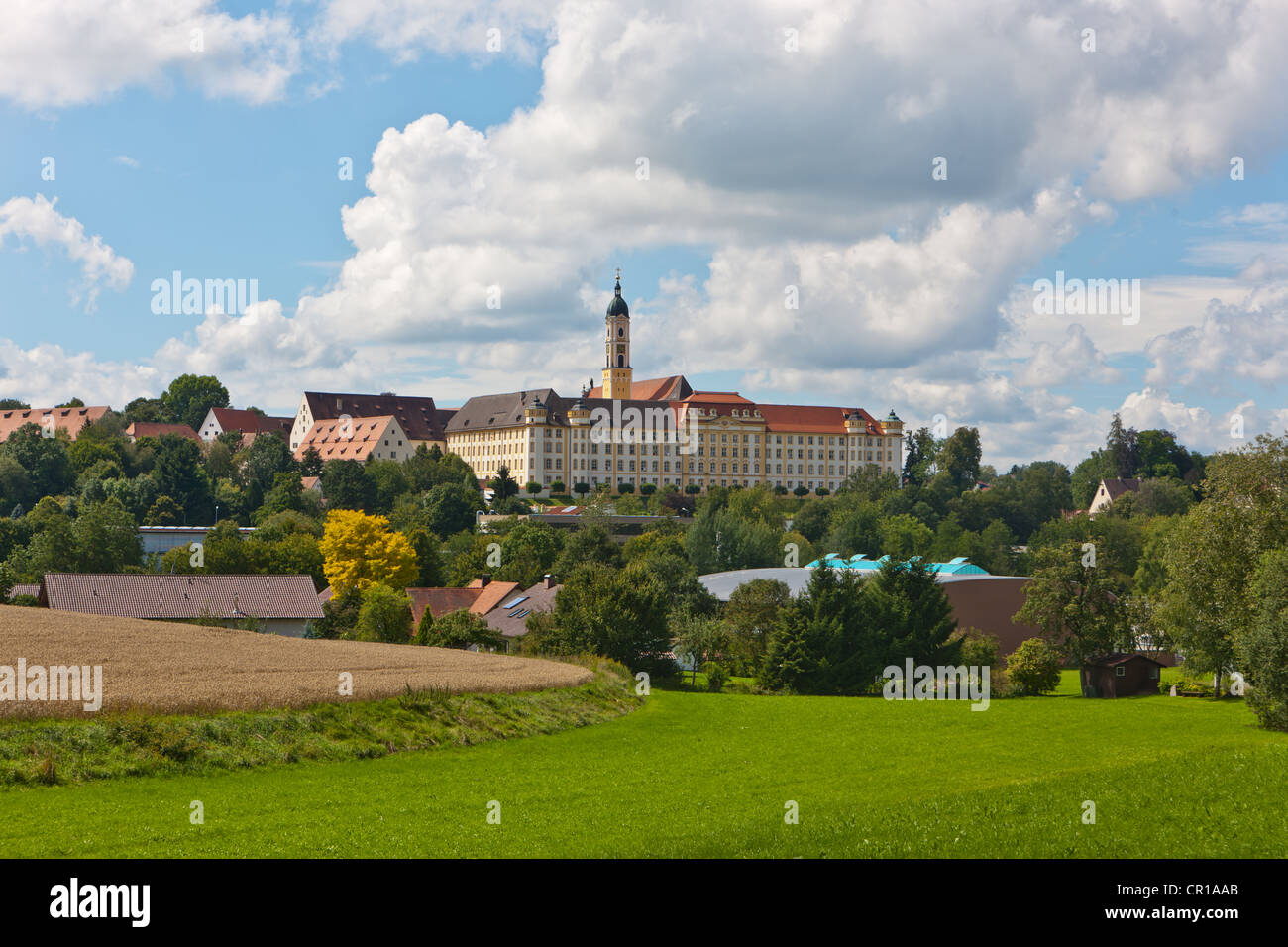 Kloster Ochsenhausen monastero, con St. Georg monastero chiesa, Ochsenhausen, quartiere Biberach, Alta Svevia Foto Stock