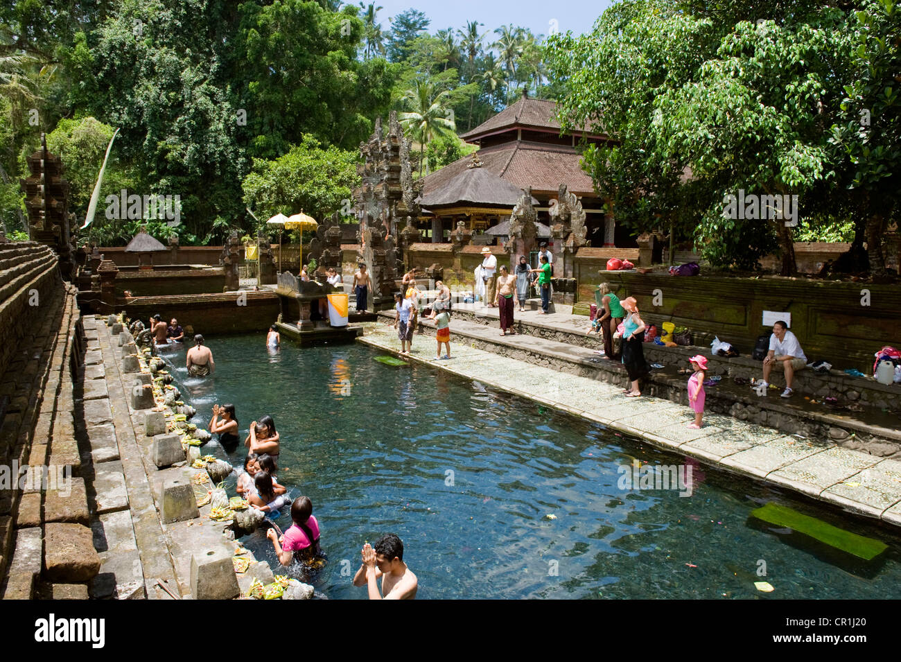 Indonesia, Bali, Tirta Empul Temple e acqua sacra primavera Foto Stock