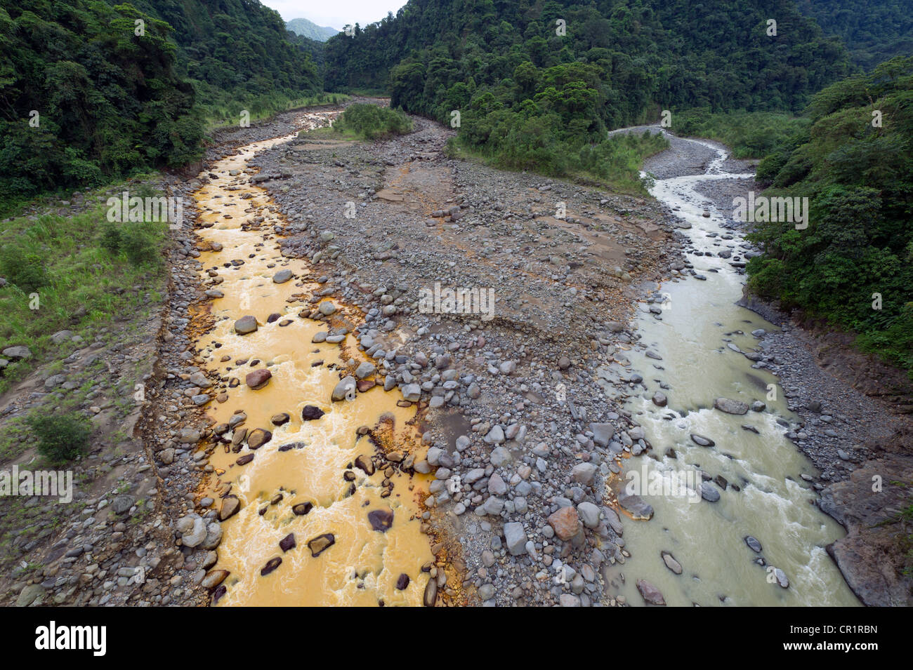 Rio Sucio, 'Dirty River', Braulio Carrillo National Park, Costa Rica, America Centrale Foto Stock