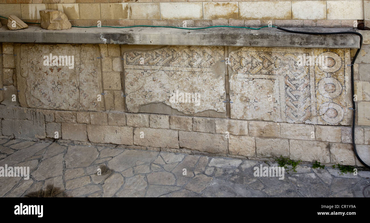 Mosaico bizantino piani trovato presso la chiesa dell'Annunciazione a Nazaret, Israele Foto Stock