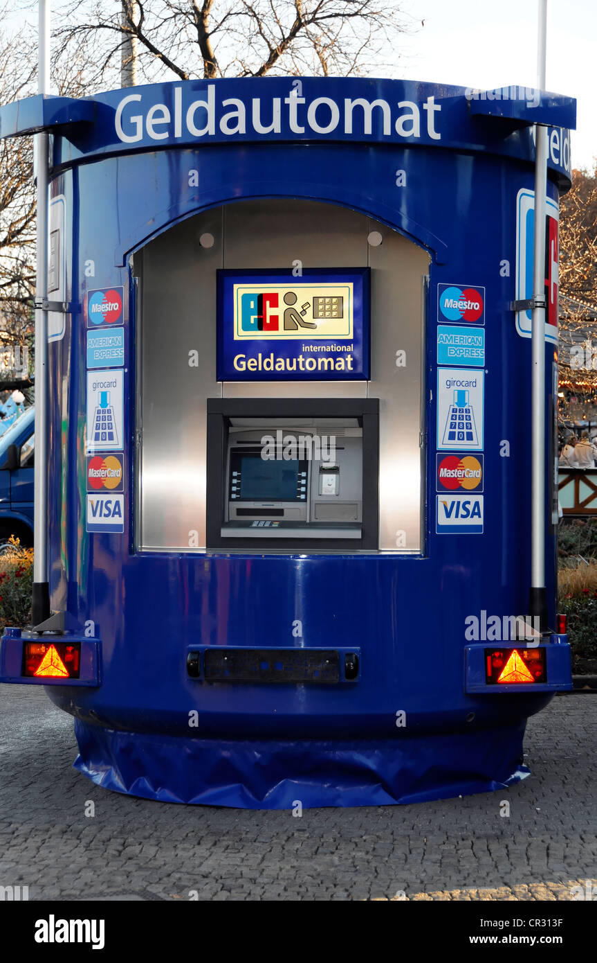 Distributore automatico di banconote, ATM, Stoccarda, Baden-Wuerttemberg, Germania, Europa Foto Stock