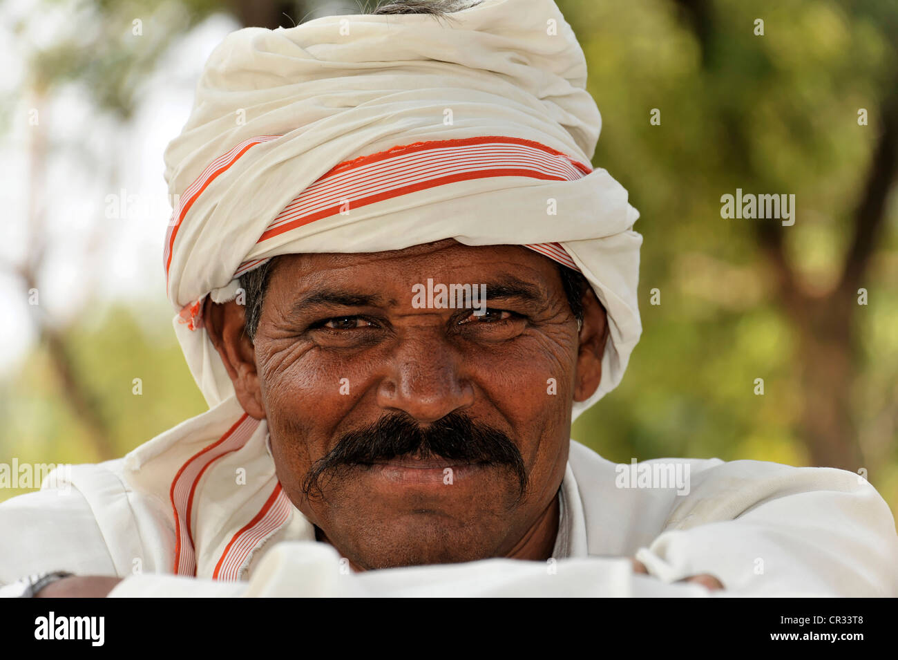 Uomo indiano, camel driver, ritratto, Kalakho, Rajasthan, Nord India, India, Asia del Sud, Asia Foto Stock
