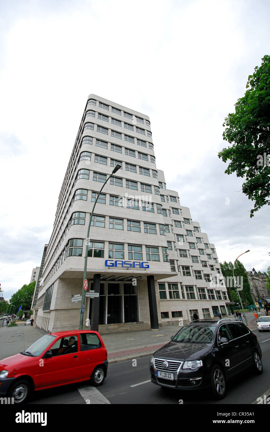 Berlino, Germania. Il Shell-Haus (aka il BEWAG edificio), un modernista blocco ufficio progettato nel 1931 da Emil Fahrenkamp. 2012. Foto Stock