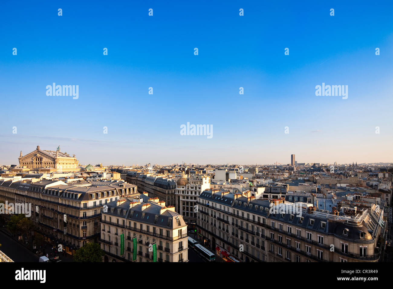 Francia, Parigi, edifici Haussmaniana al bivio tra la Rue Tronchet e la Rue Auber Foto Stock