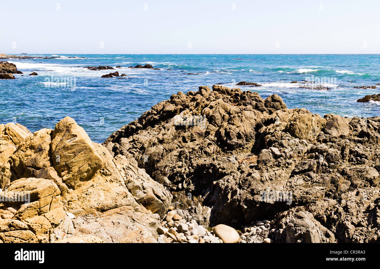 Costa rocciosa a Cambria California Foto Stock