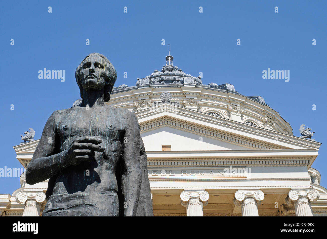 Statua, Romanian Athenaeum, philharmonic hall, sala concerti, Bucarest, Romania, Europa orientale, Europa Foto Stock