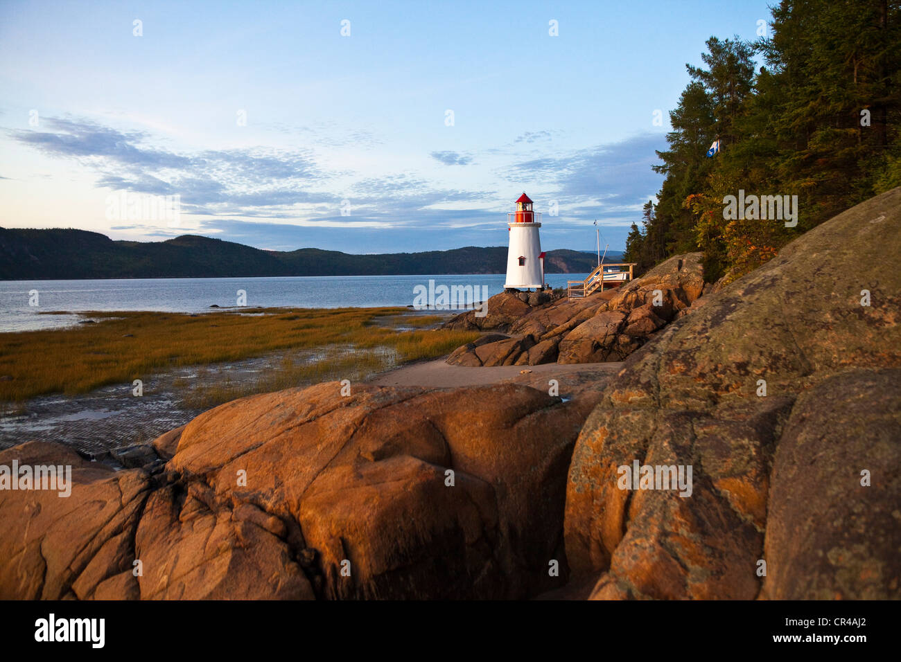 Canada, Provincia di Quebec, balene itinerario, Saguenay St Lawrence National Marine Park, faro di Cap Bon Desir, mammiferi marini Foto Stock