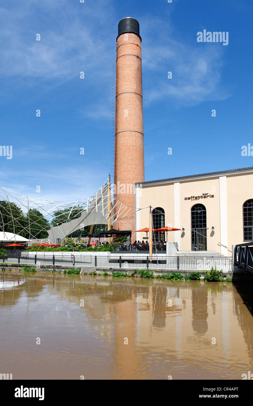 Cafe in un ex mulino edificio, Kolbermoor, Alta Baviera, Baviera, Germania, Europa Foto Stock