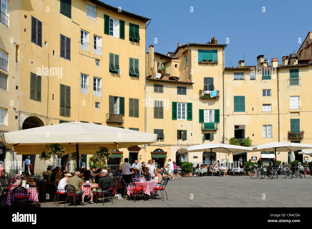 Piazza Anfiteatro, Lucca, Toscana, Italia, Europa Foto Stock