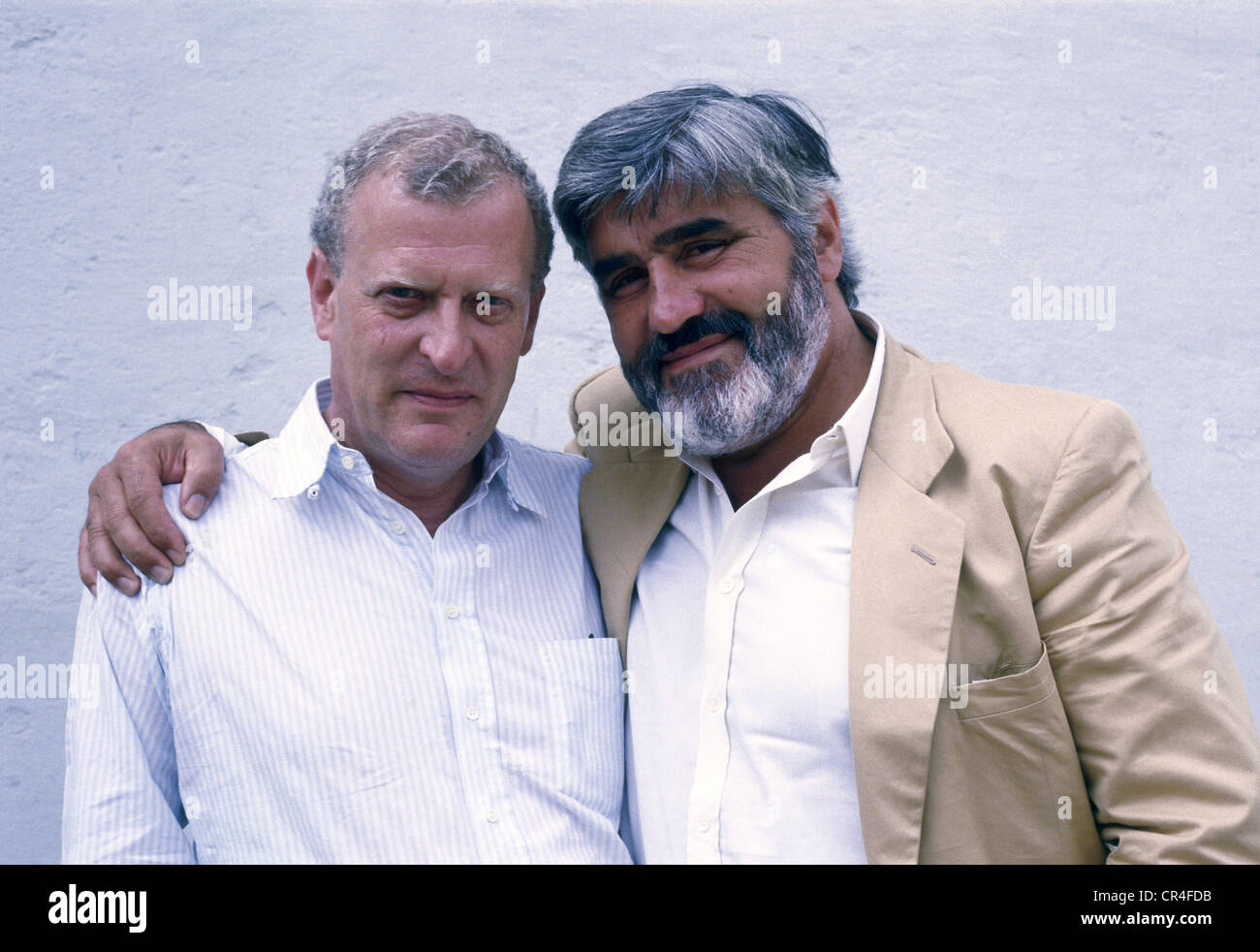 Adorf, Mario * 8.9.1930, attore tedesco, mezza lunghezza, con Tom Toelle, alla rassegna stampa della mini serie 'Via Mala', Monaco, 1985, Foto Stock