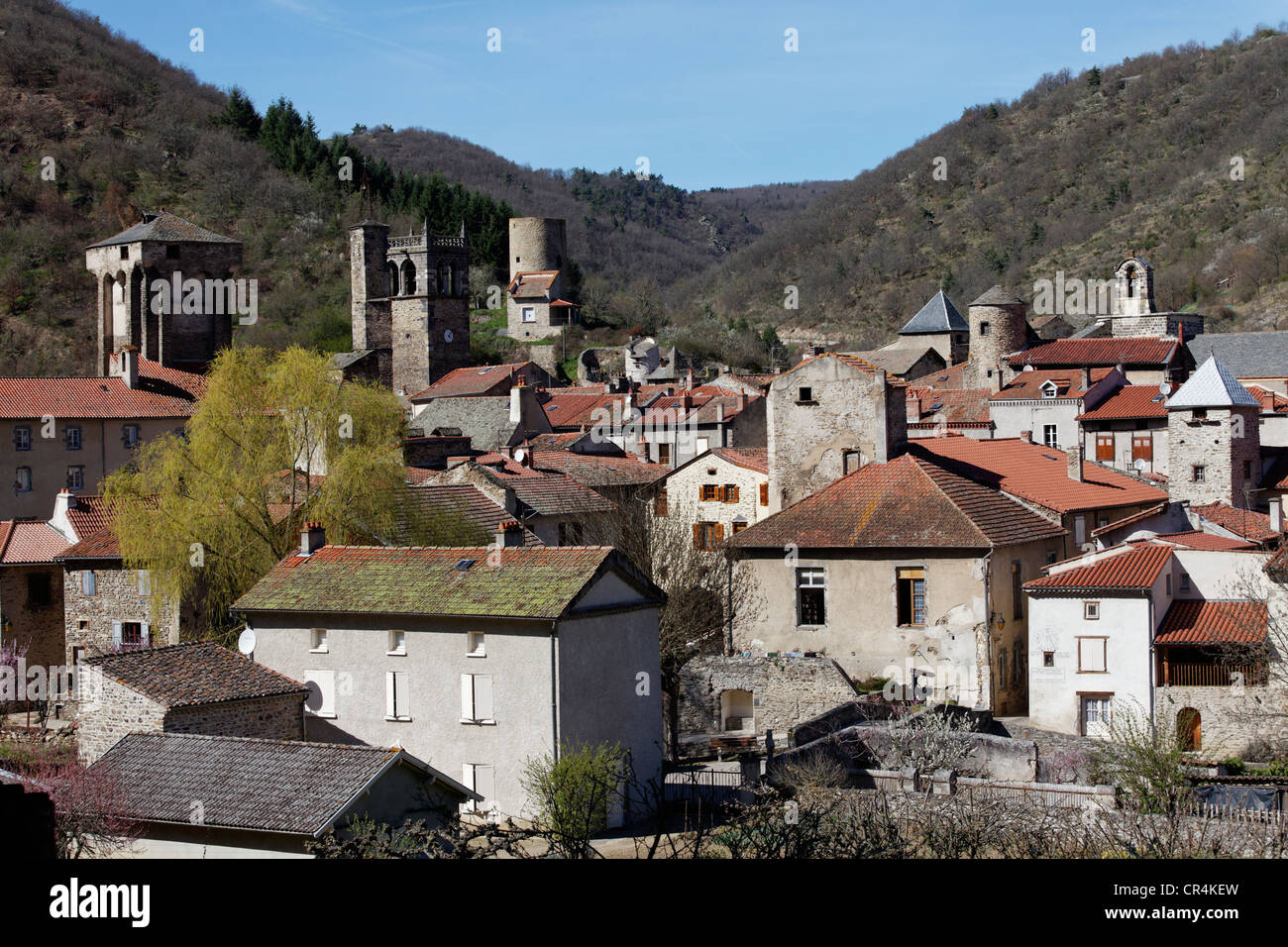Villaggio di Blesle, etichettati Les Plus Beaux Villages de France, i più bei villaggi di Francia, Haute Loire, Auvergne Foto Stock