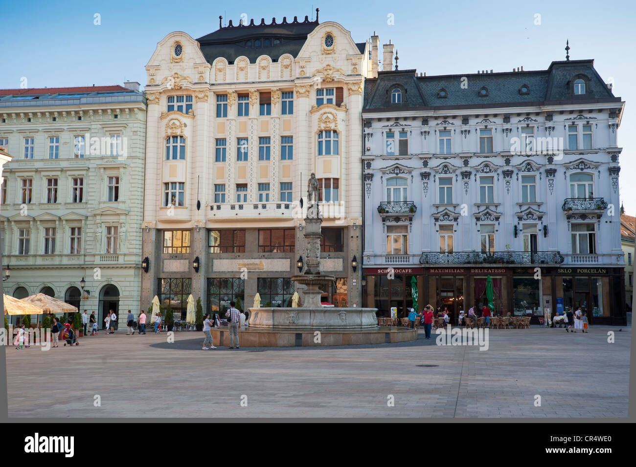Hlavna Square, Bratislava, Slovacchia, Europa Foto Stock