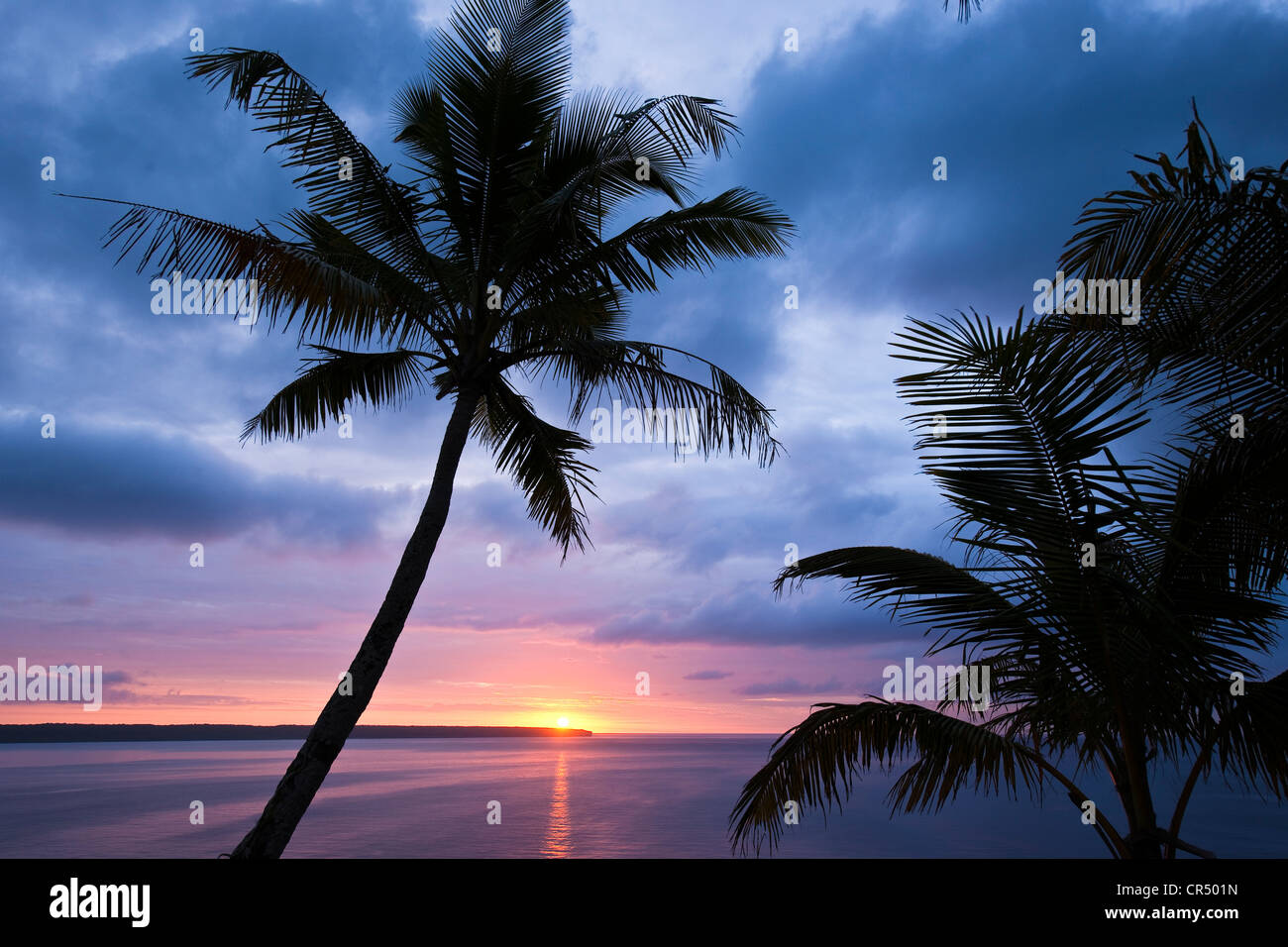 Francia, Nuova Caledonia, Isole della Lealtà, Lifou Island, Jokin, tramonto Foto Stock