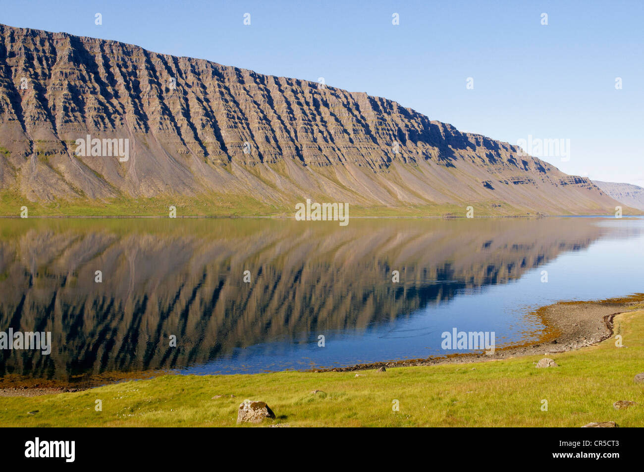 L'Islanda, Westfjords, Regione Vestfirdir, Arnarfjordur Fjord Foto Stock