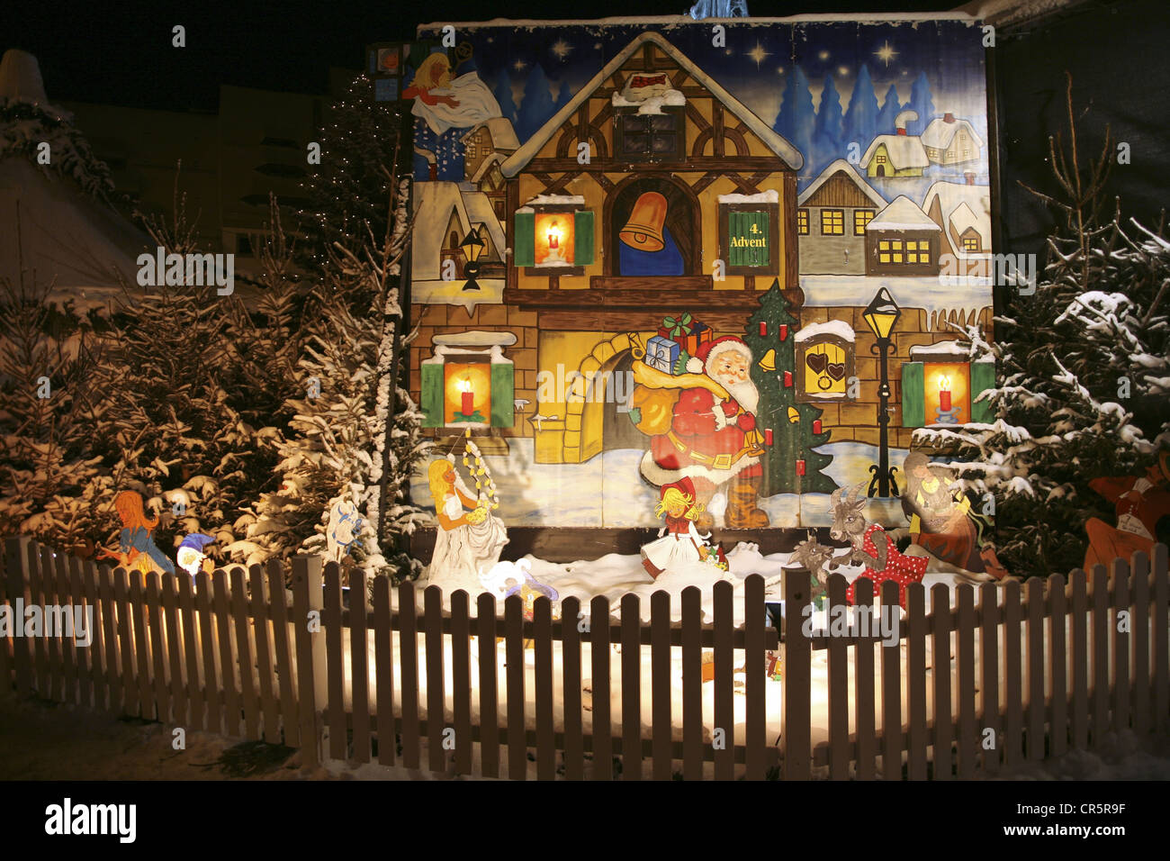 Calandra di avvento al ventesimo Freiberg Mercatino di Natale sulla piazza Obermarkt di fronte al Municipio nella neve, Freiberg Foto Stock