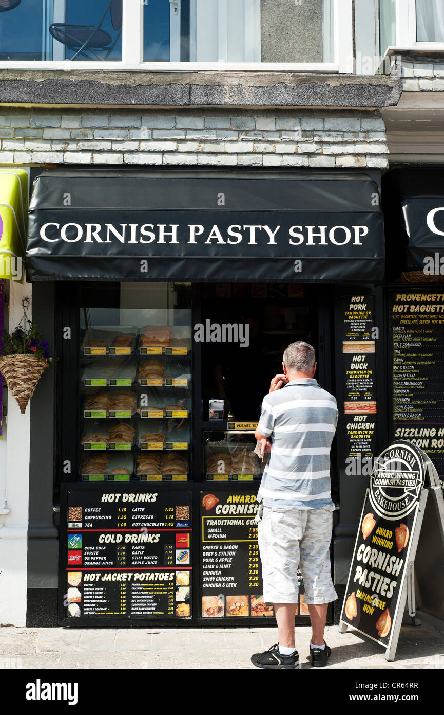Cornwall, Regno Unito - tradizionalmente Cornish Pasty Shop in St Ives Foto Stock