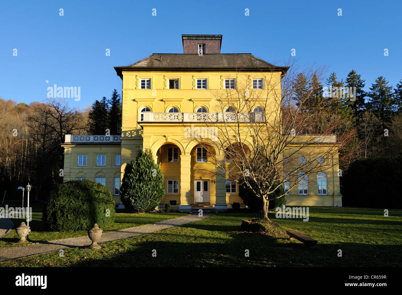 Schloss Allmannshausen Castello, il lago di Starnberg, Berg district, Alta Baviera, Baviera, Germania, Europa Foto Stock