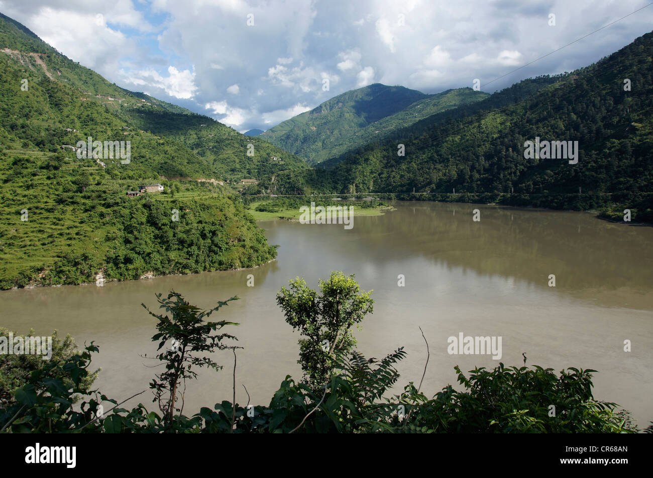 Lago di storage, vicino mandi, Himachal Pradesh, India Foto Stock
