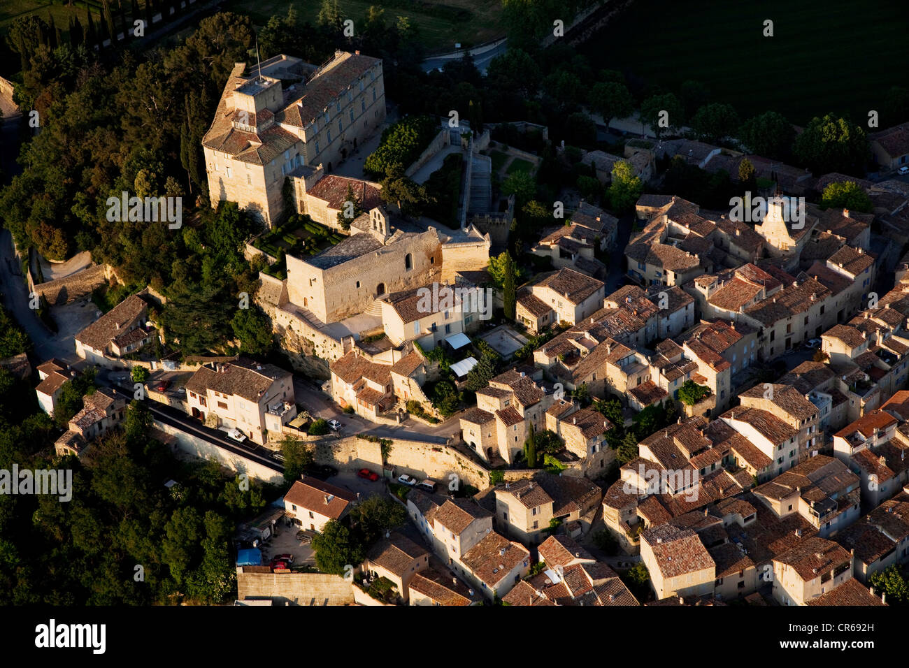 Francia, Vaucluse, Luberon, Vallee d'Aigues, villaggio di Ansouis :, etichettati Les Plus Beaux Villages de France (la più bella Foto Stock