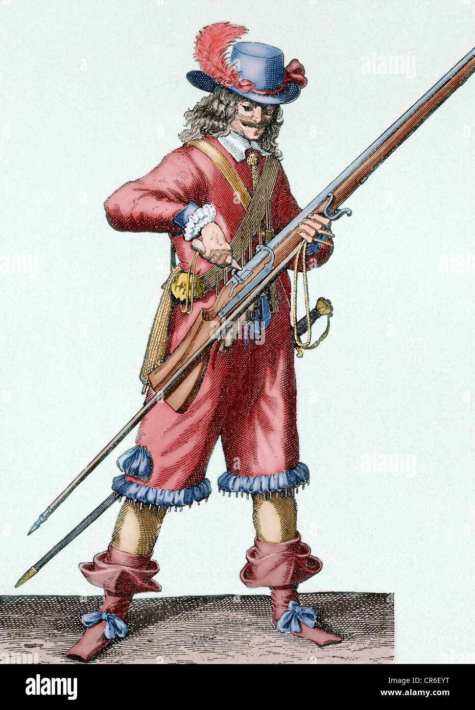 La Francia. Esercito del XVIII secolo. Musketeer della fanteria di Luigi XIV il riempimento del moschetto la vaschetta con polvere nera. Foto Stock