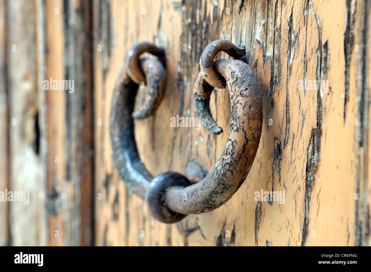 Sportello arrugginito respingente, Civitella del Tronto, regione Abruzzo, Italia, Europa Foto Stock
