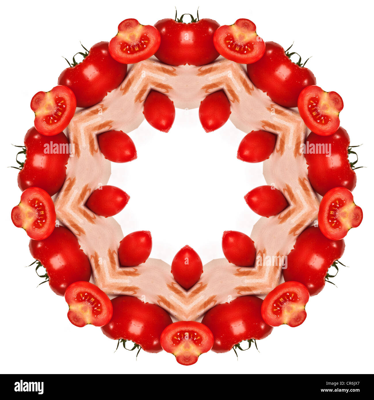 Caleidoscopio di immagini fresche biologiche pomodori rossi disposti su uno sfondo bianco Foto Stock