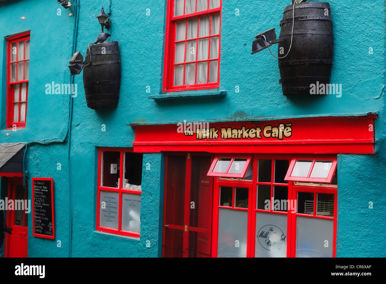 Facciata del mercato del latte Cafe, Kinsale, County Cork, Repubblica di Irlanda Foto Stock